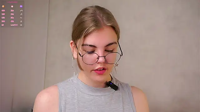 MelodyBaur online show from March 7, 12:56 pm