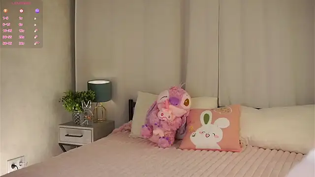 MelodyBaur online show from March 23, 1:50 pm