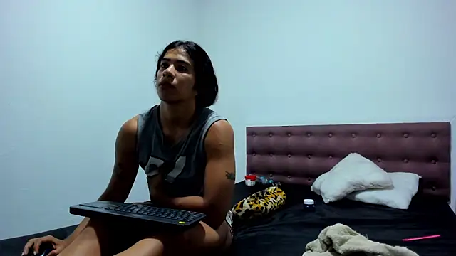 AshleyDeLuca  online show from February 19, 10:19 pm