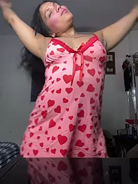 tattyHot95 online show from April 13, 6:41 pm