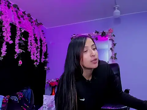 Gabyy Cooper  online show from March 25, 2:50 am