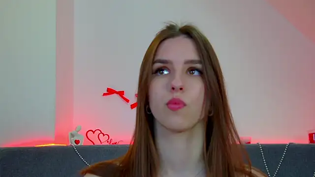 AliceAtkins online show from May 8, 6:27 am