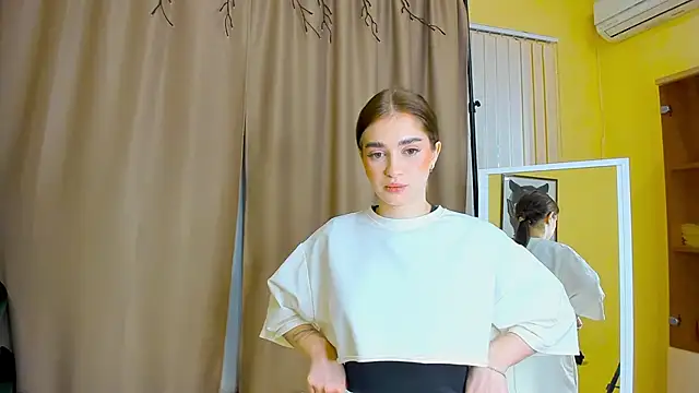 CelinaJacka online show from October 25, 9:06 am