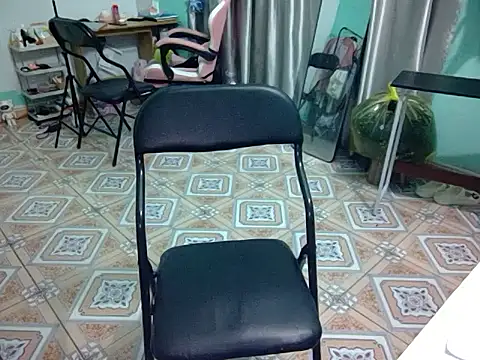 May2k2 online show from November 15, 3:18 am