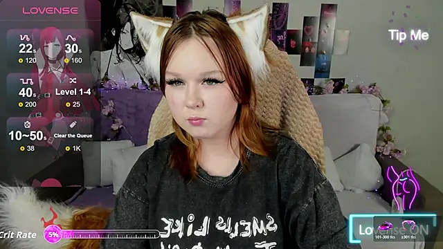 Lovly Vixen online show from November 19, 5:13 pm