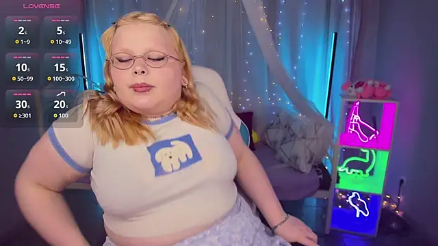 LottieReed online show from June 7, 12:45 pm
