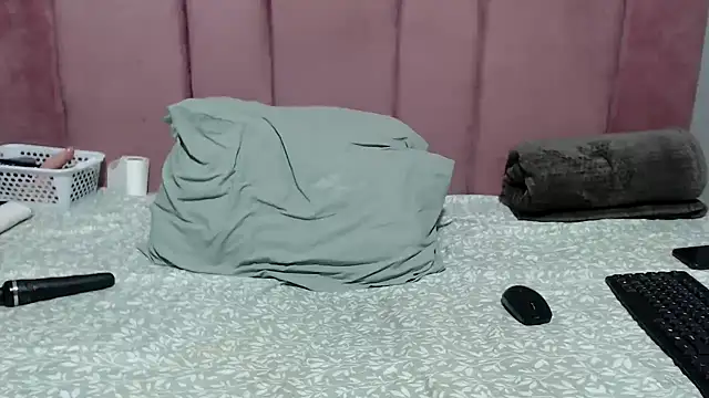 Bracylia online show from May 4, 4:38 am
