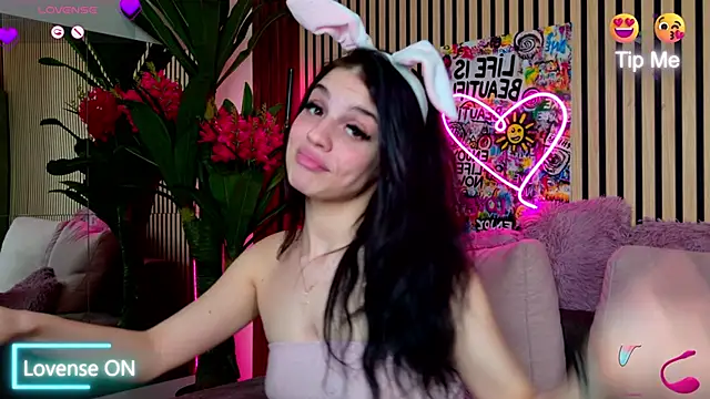 MirunaHaze online show from April 10, 6:30 am