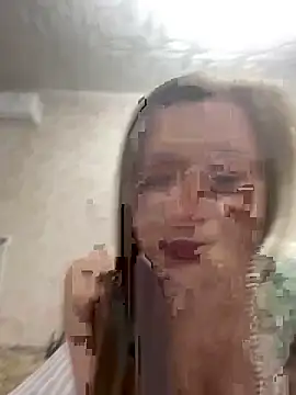 AleksiyaHot online show from April 22, 9:23 pm