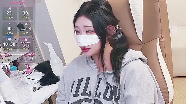 Milk Sola online show from June 20, 3:37 pm