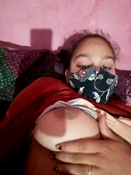 Poonam12A online show from February 11, 8:54 pm