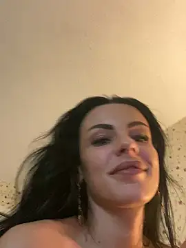 EmmaVayne online show from February 18, 8:30 pm