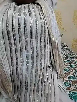 Rubi  1 online show from October 31, 5:42 am