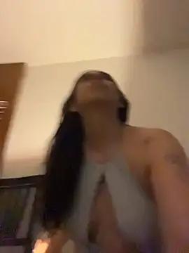 gigi333regi online show from November 23, 11:28 pm