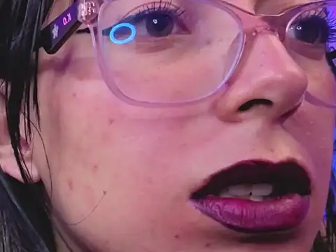 zylla storn online show from February 11, 8:27 am