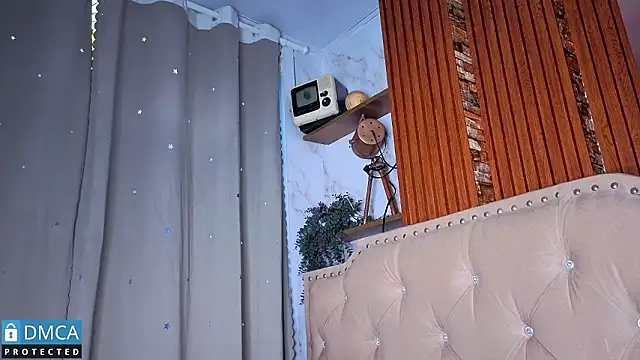 eva delight  online show from January 16, 11:17 am