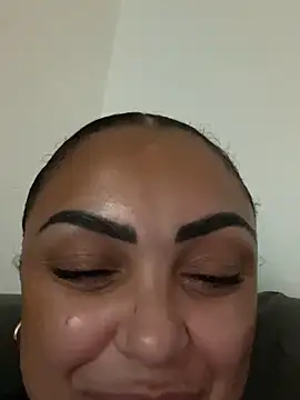 CaramelCarmenxox online show from October 31, 11:31 pm