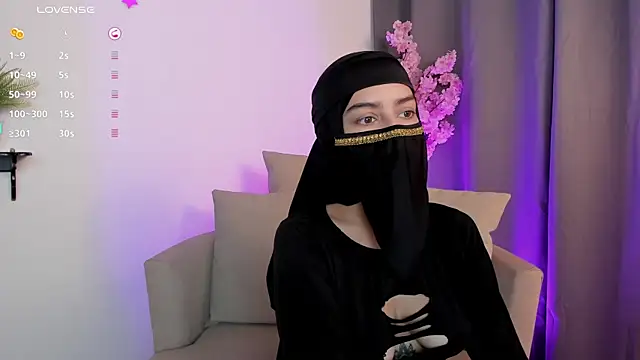 shaima   online show from April 8, 8:55 pm