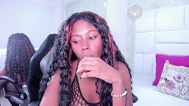 violeta ruizz online show from January 16, 5:20 pm