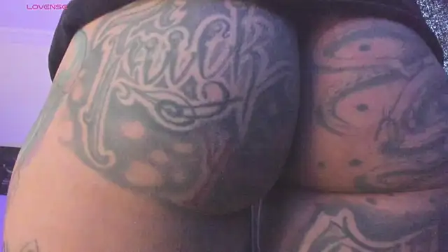 ghostwomaan online show from March 12, 3:04 pm