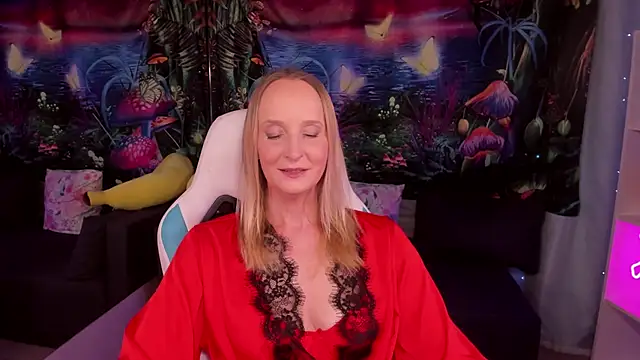 ScarlettPalmer online show from April 10, 12:11 pm