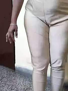 girl999 online show from October 30, 9:55 am