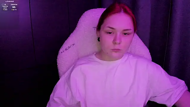 sophia lix online show from July 15, 7:40 pm