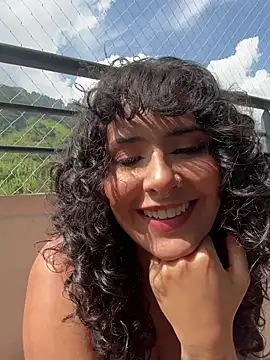 SugarTroubl33 online show from November 19, 2:50 pm