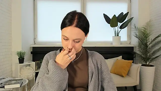 TalishaSturdy online show from October 28, 9:37 am