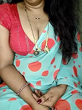 shreyareddy99 online show from May 2, 3:26 pm