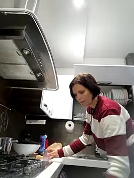 Piediniecollant online show from March 17, 11:25 am