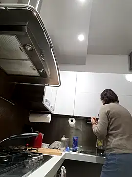 Piediniecollant online show from February 23, 11:09 am