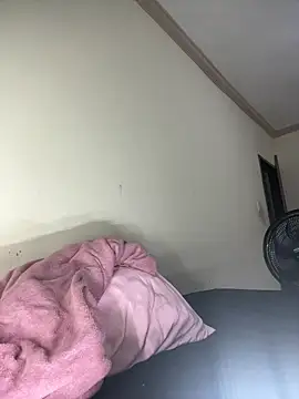 morenahhwy online show from April 21, 1:31 am