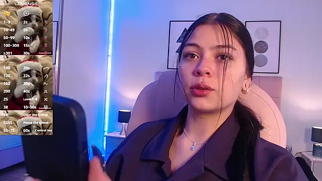 KikiVelvet online show from November 11, 2:03 pm