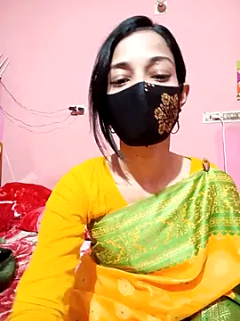 Green LaDY66 online show from April 5, 2:05 pm