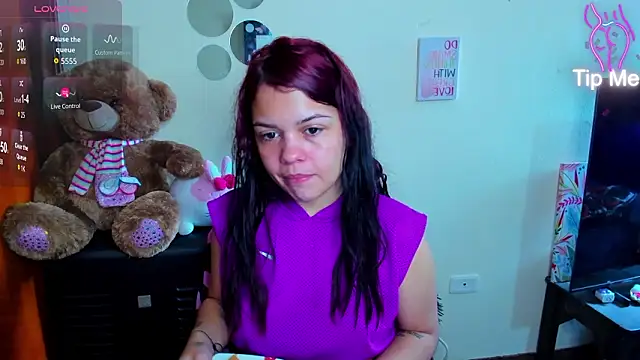 Emma boo online show from March 7, 4:25 pm