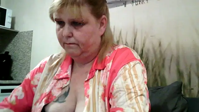 Sylviastar46 online show from March 14, 9:05 pm