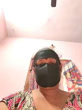 pujapujarrrr online show from December 15, 4:50 am