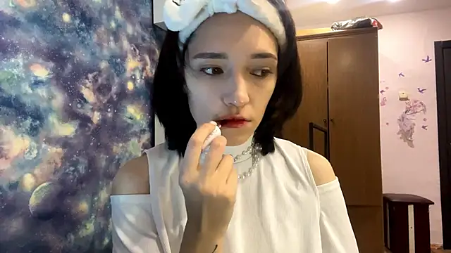 Lala Lush online show from November 2, 11:13 am