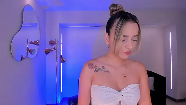 LaurentRosse1 online show from April 1, 7:55 pm