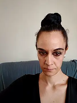 yummy love online show from November 4, 2:22 pm