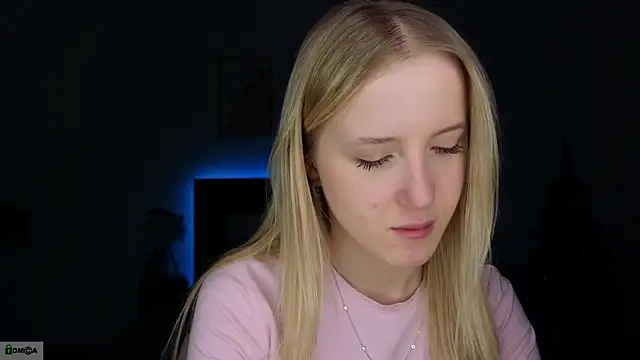 adele armass online show from January 14, 9:31 pm