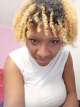 EvonyFoxxx online show from April 11, 2:50 am