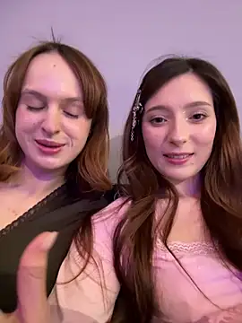 LilluKatten online show from February 10, 11:57 am