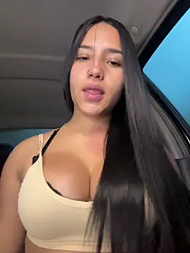 Samantha firee online show from April 17, 11:12 am