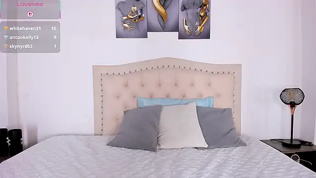 bustyluciana      online show from March 8, 10:24 pm