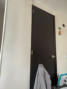 Saray lo online show from October 31, 7:51 pm