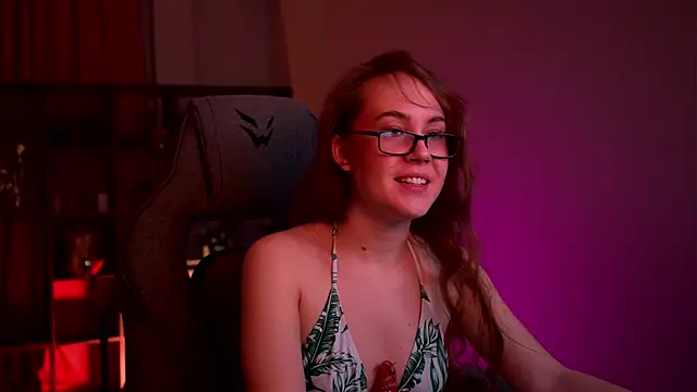 ElinVale online show from January 5, 5:27 pm