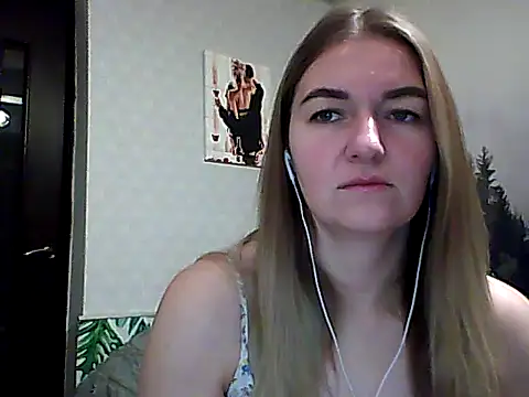 CandyOLimeX online show from November 19, 9:04 pm