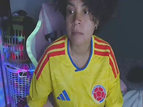 shayna cute online show from July 8, 1:41 am
